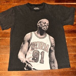 Dennis Rodman Large Bulls Shirt